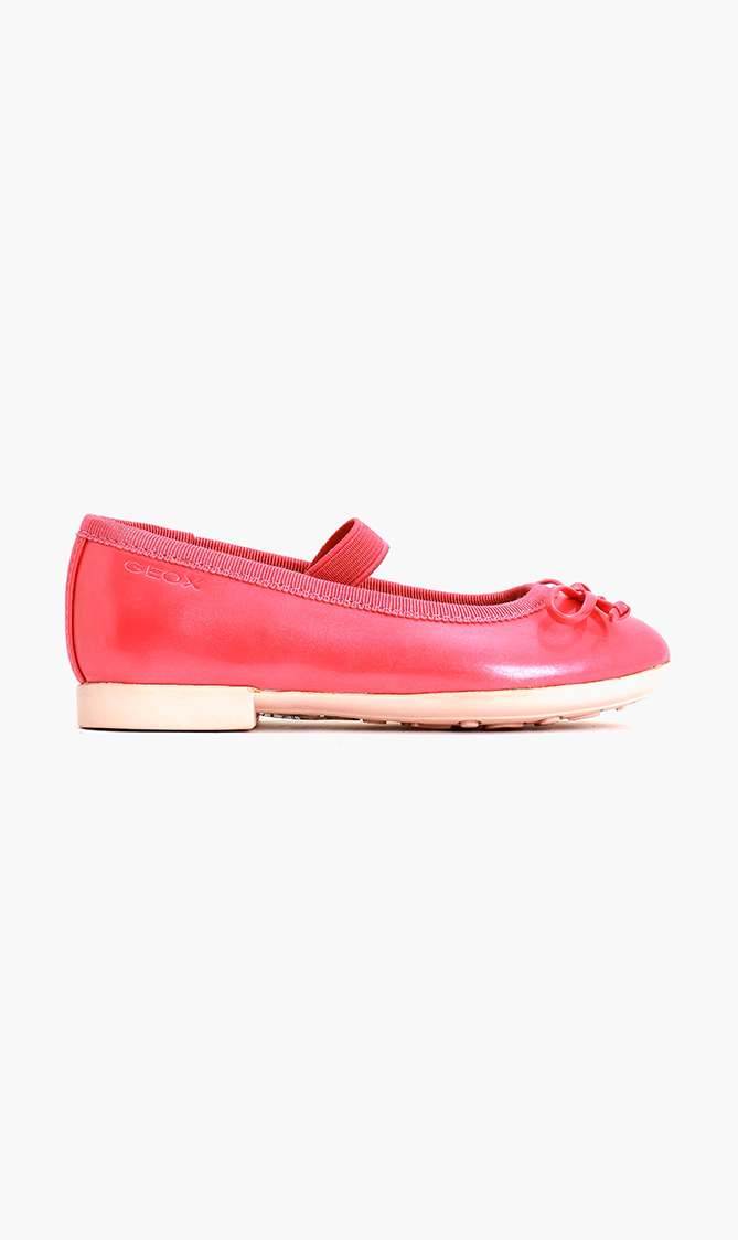 

Geox Plie Bow Leather Flats