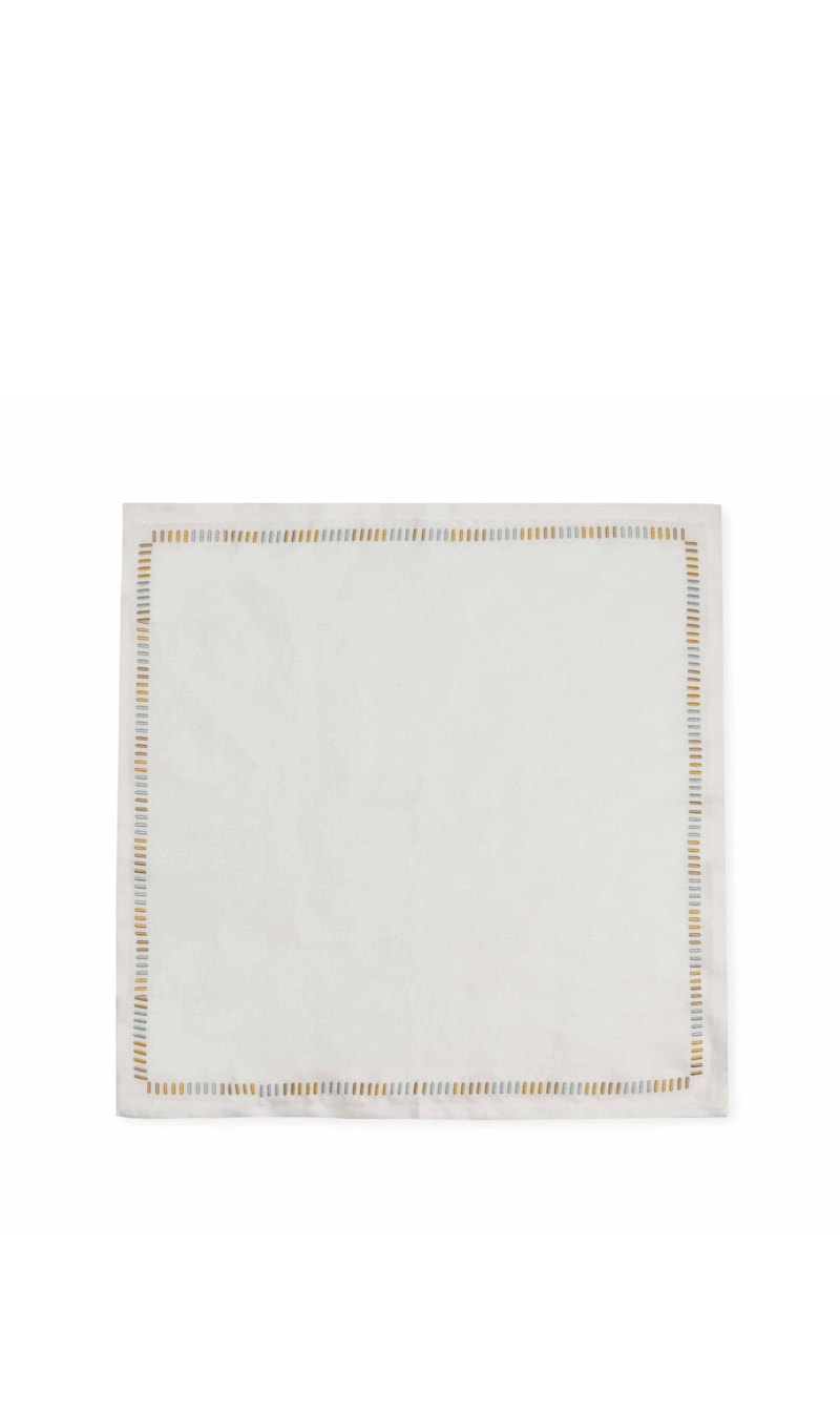 

Kim Seybert White Harmonie Napkin In White, Gold & Silver | The Deal Outlet