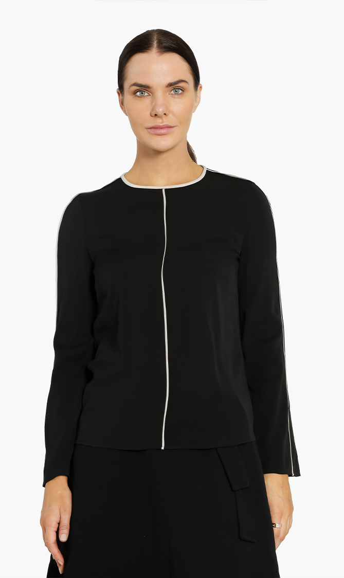 

Emporio Armani Contrast Trim Long Sleeve Top