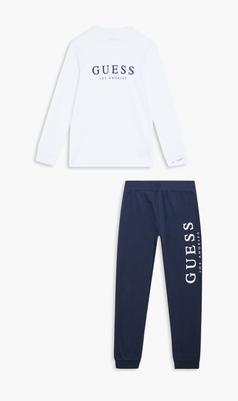 

Guess White Logo T-shirt And Sweatpants Set | The Deal Outlet