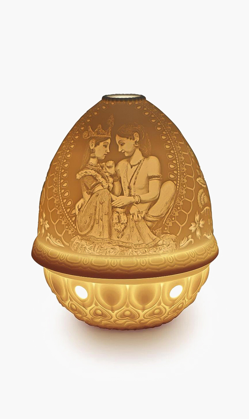 

Lladro Lithophane Votive Light-divine Love