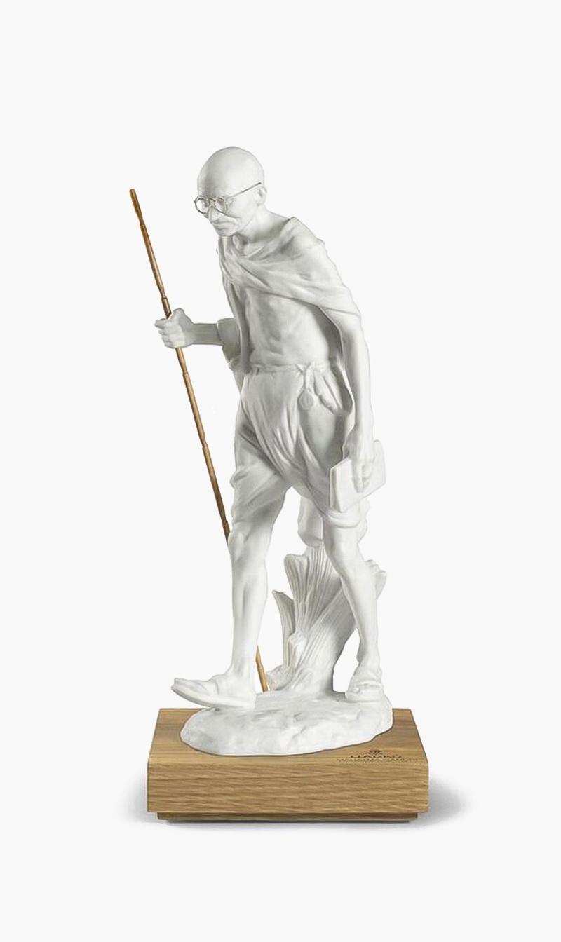 

Lladro Heritage Mahatma Gandhi-150th Birth Anniversary