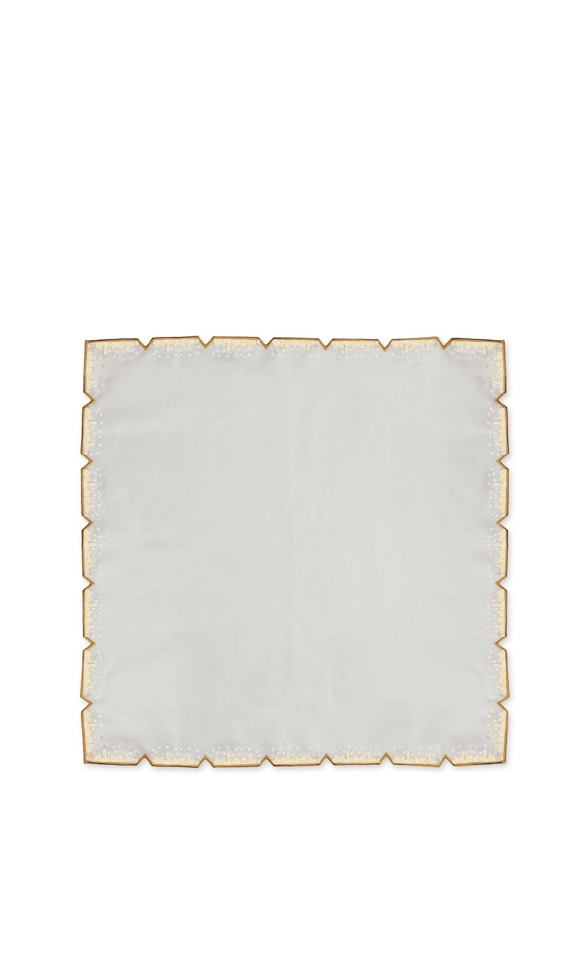 

Kim Seybert White Louxor Napkin In White & Gold | The Deal Outlet