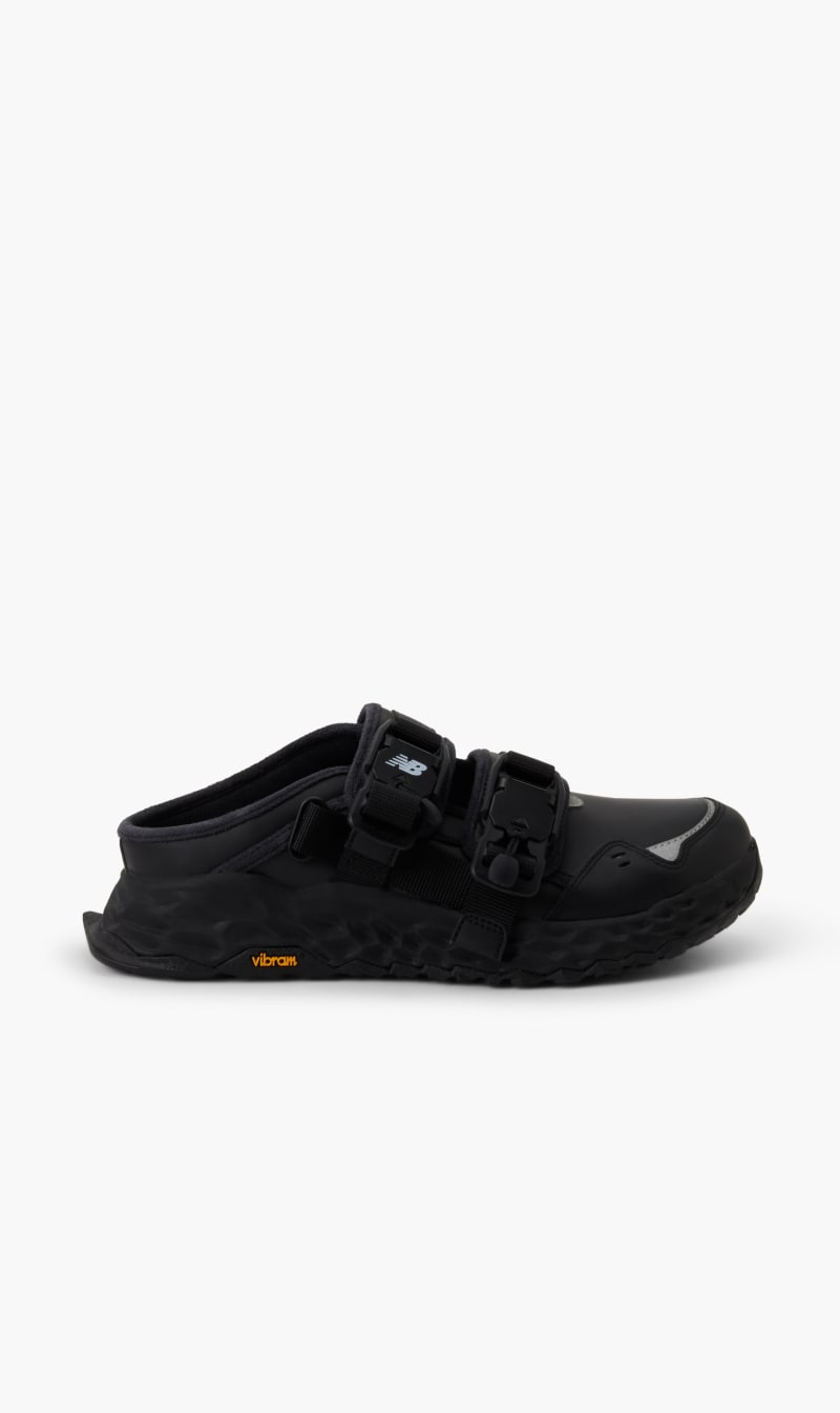 

Comme Des Garcons X Jw Msnb2wa New Balance, Black