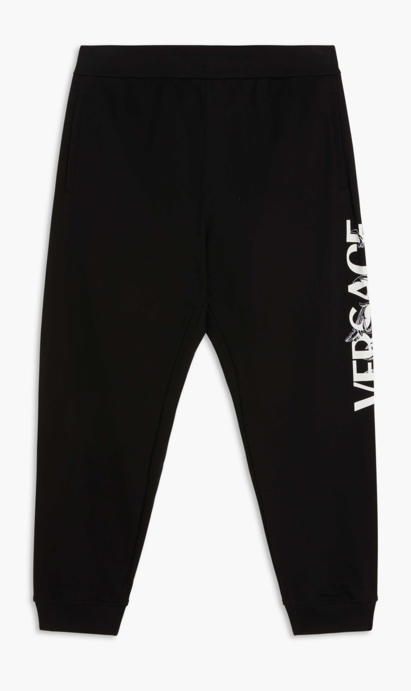 

Versace Black Sweatpant Tessuto Felpa Non Garzata + Stampa Scritta Versace E Ricamo Barocco Su Gamba Sinistra for Men | The Deal Outlet