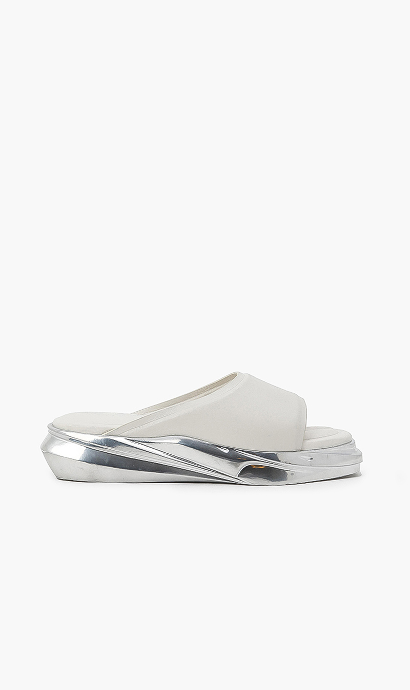 

Mono Slide, White