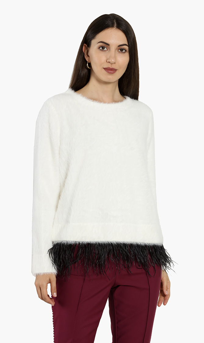 

Feather Hem Fuzzy Sweater